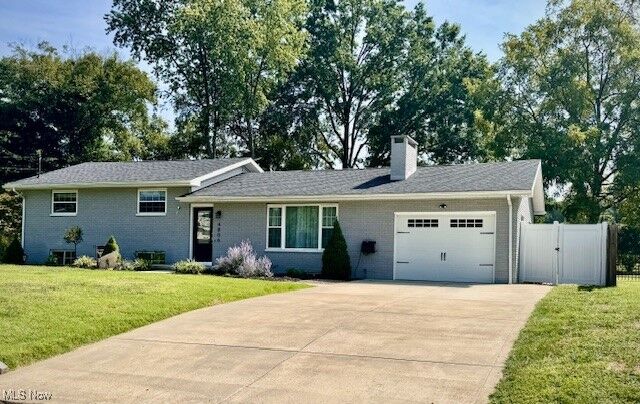 Property Photo:  4806 7th Avenue  WV 26105 