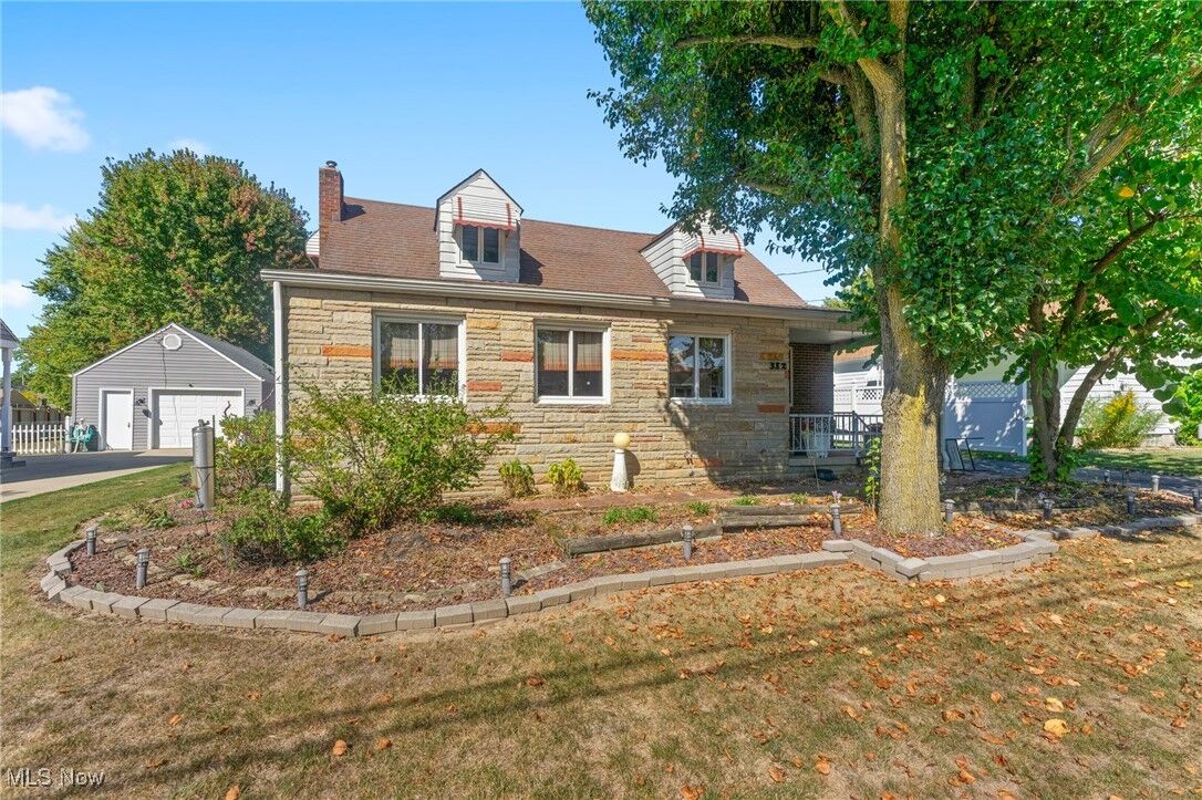 Property Photo:  312 W Park Avenue  OH 44425 