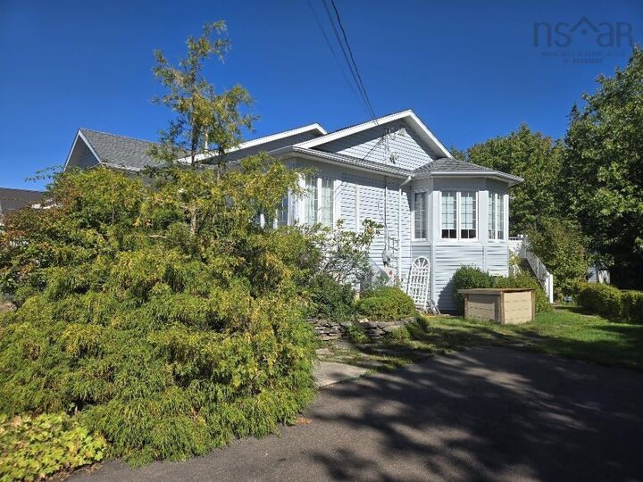 Property Photo:  40 Silverwood Dr.  NS B2N 6Y6 