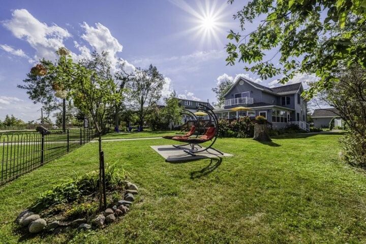 Property Photo:  915 Lake Boulevard NE  MN 56601