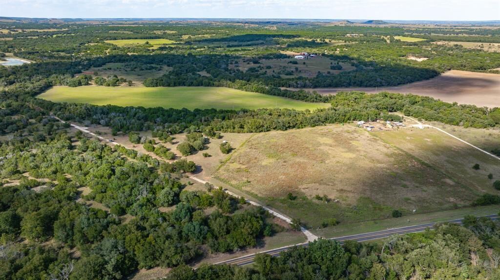 Property Photo:  10400 Fm 927  TX 76649 