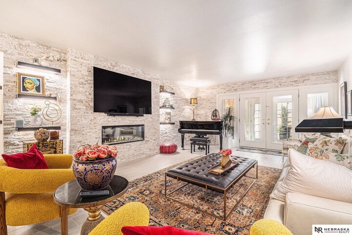 Property Photo:  3003 Paddock Plaza 102  NE 68124 