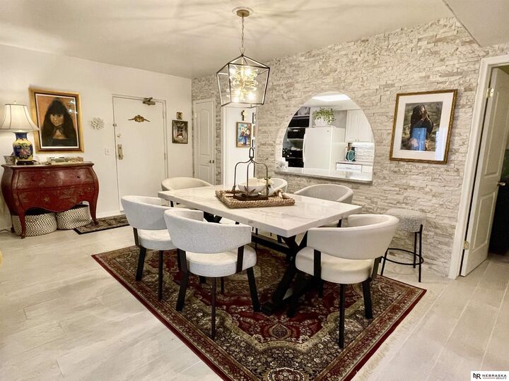 Property Photo: 3003 Paddock Plaza 102 NE 68124