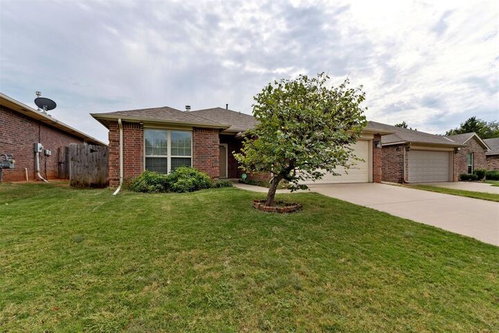 Property Photo:  6744 NW 125th Court  OK 73142 