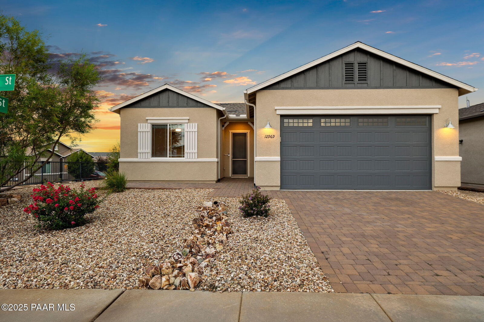 Property Photo:  12969 E Barreto Street  AZ 86327 