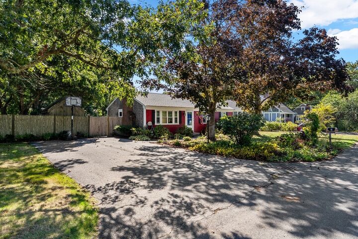 Property Photo:  3 Saturn Ln  MA 02664 