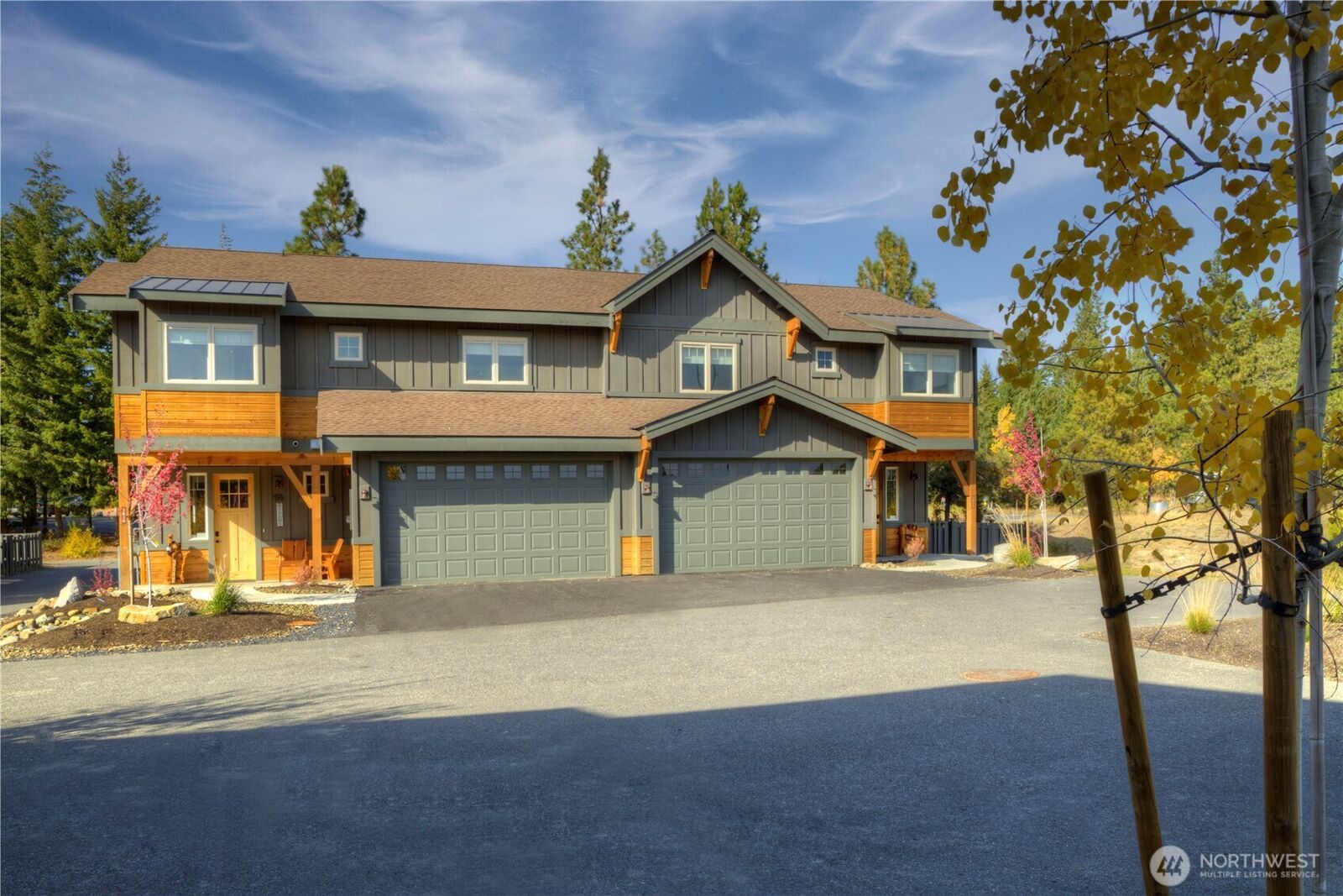 Property Photo:  3630  Suncadia Trail A  WA 98922 