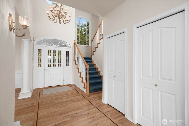 Property Photo:  8661  Southridge Place  WA 98221 