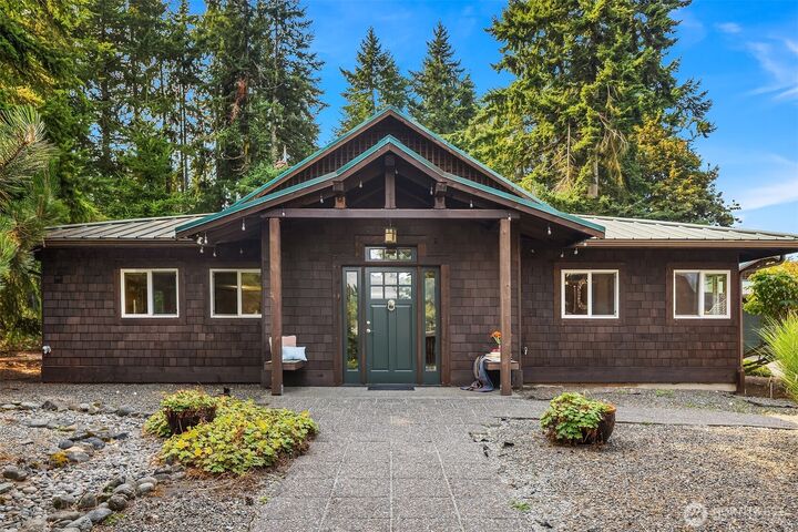 707  Decker Avenue  Langley WA 98260 photo