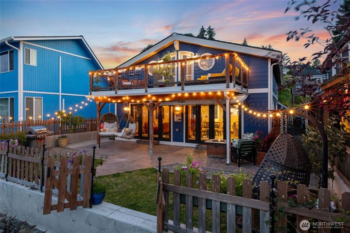 Property Photo: 1811 Bay St WA 98366