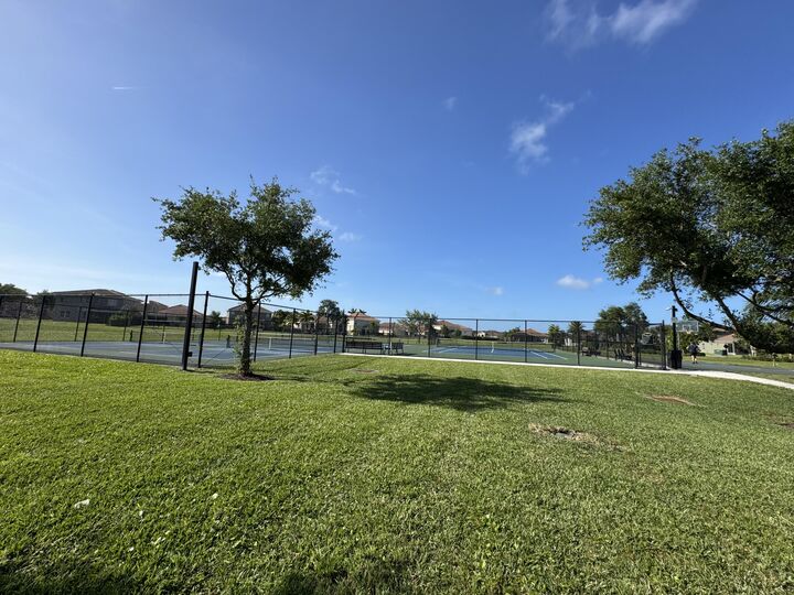 Property Photo:  3318 Burlington Place SW  FL 32968 