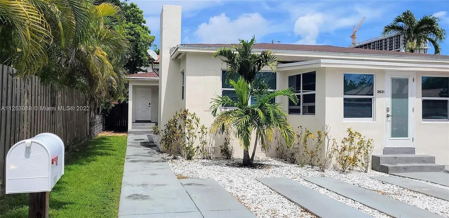 Property Photo:  2633 SW 30th Court  FL 33133 