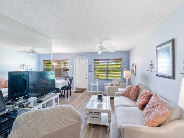 Property Photo: 16 Vista Gardens Trail 105 FL 32962