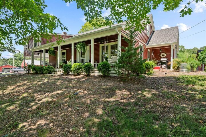 Property Photo:  600 Lee Keen Road  KY 42134 