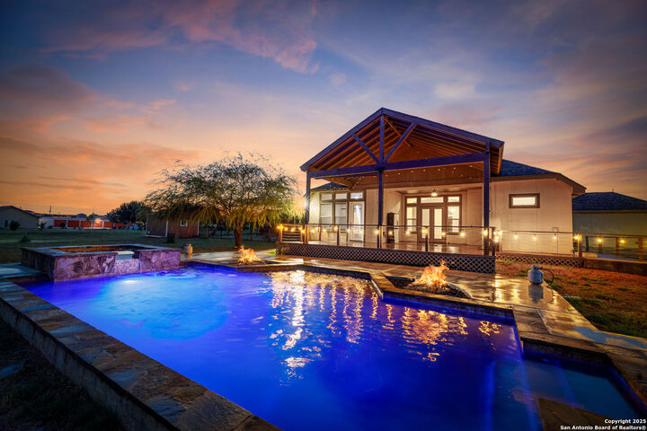 Property Photo:  212 Ferryboat Lane  TX 78130 