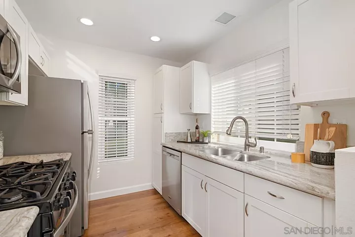 Property Photo: 13327 Caminito Ciera 61 CA 92129