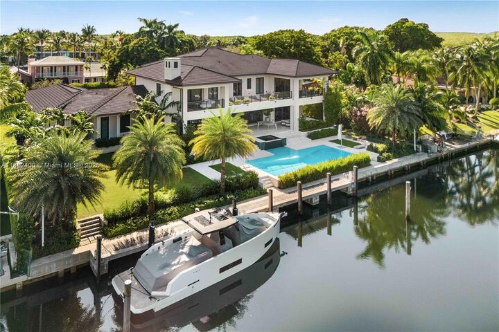 9360 Balada St  Coral Gables FL 33156 photo