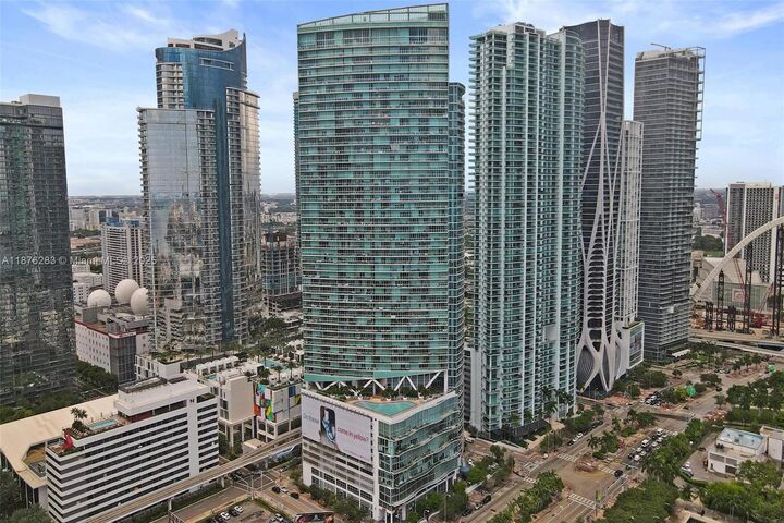Property Photo:  888 Biscayne Blvd 5102  FL 33132 