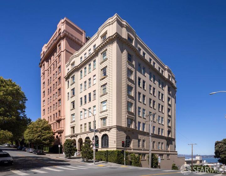 Property Photo:  2000 Washington Street 4  CA 94109 