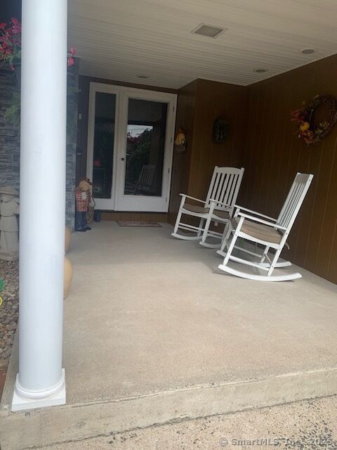 Property Photo:  62 Cedarwood Road  CT 06037