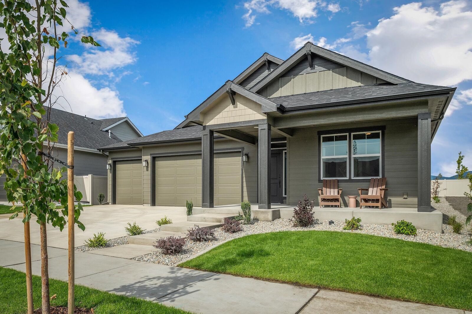 Property Photo: 12157 N Montfort Ave WA 99208