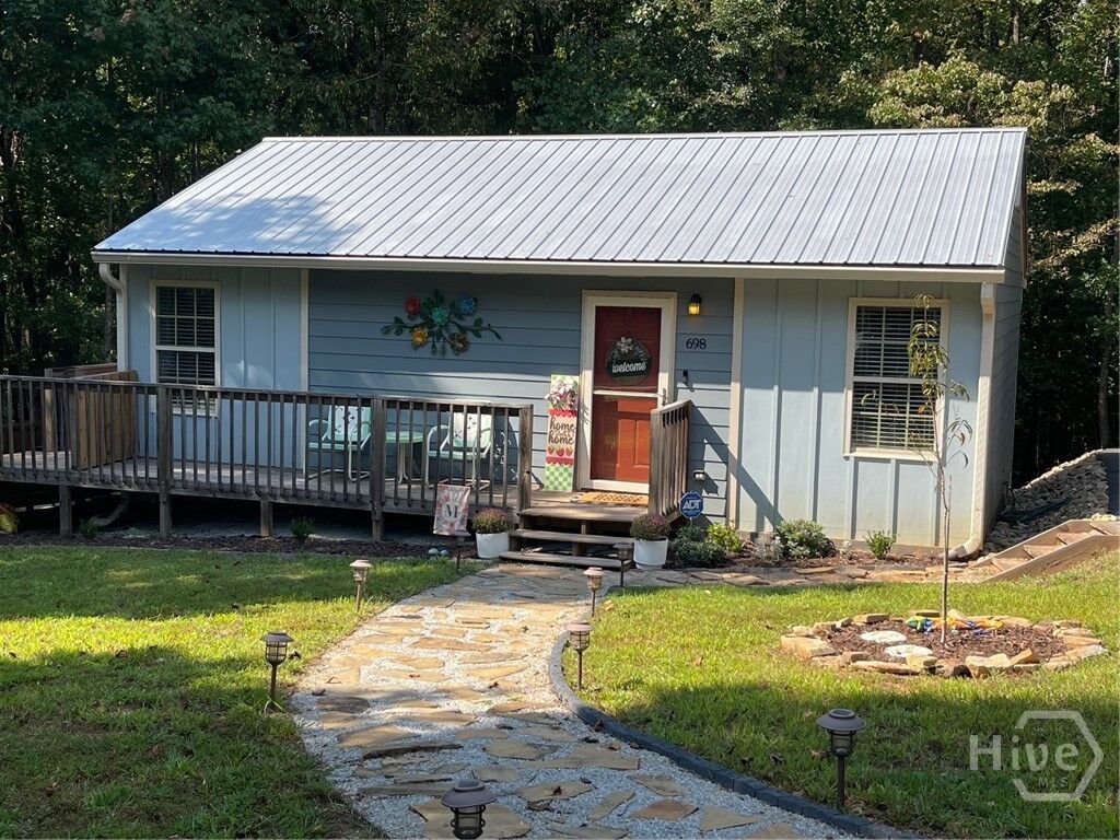 Property Photo:  698 Ivy Creek Drive  GA 30565