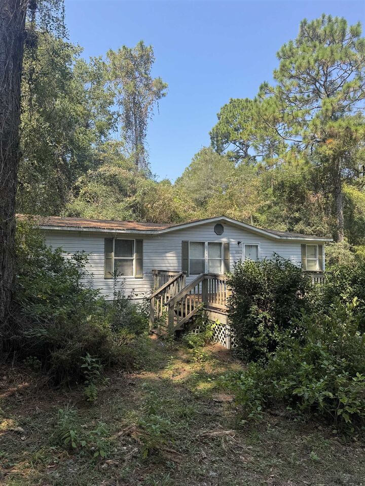 Property Photo: 10074 Blue Waters Road FL 32305