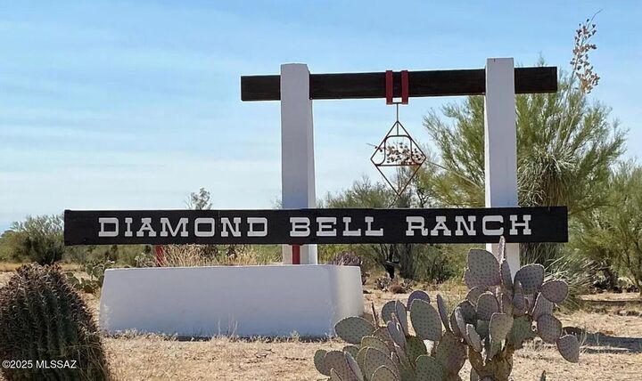 Property Photo:  14485 W Diamond Bell Ranch Road 403  AZ 85736 