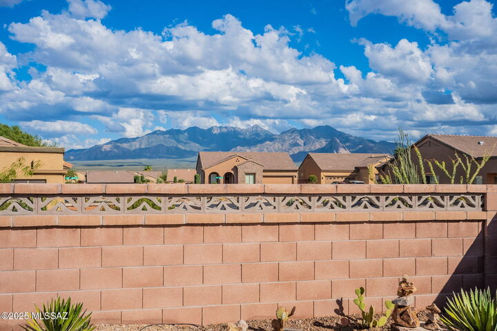 Property Photo:  5799 S Lowry Canyon Place  AZ 85622 