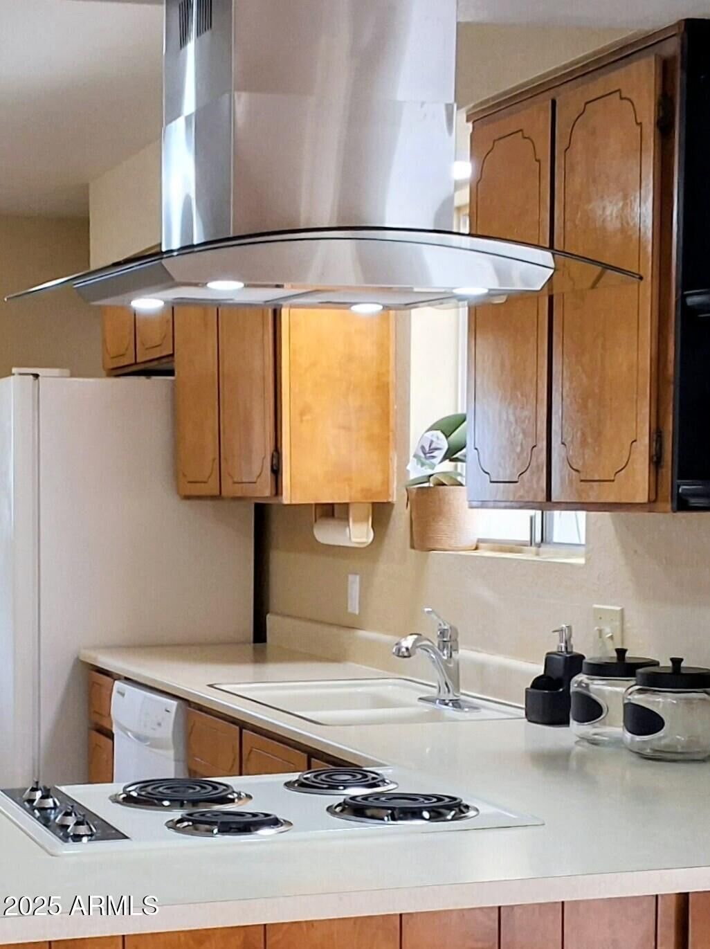 Property Photo:  1694 W 13th Avenue  AZ 85120 