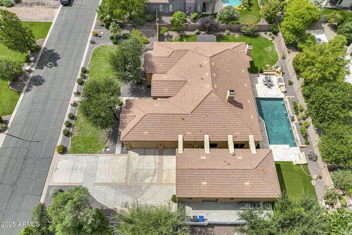 Property Photo: 2752 E Beechnut Place AZ 85249