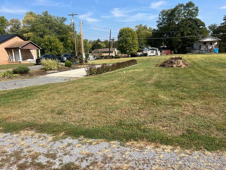 Property Photo:  142 Washington Street  WV 24910 
