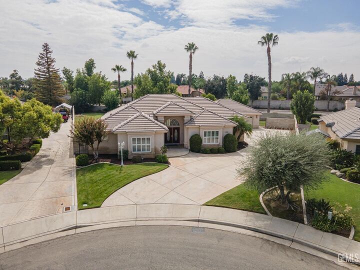 13207 Phoenix Palm Court  Bakersfield CA 93314 photo