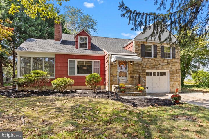 Property Photo: 603 Jefferson Avenue PA 19067
