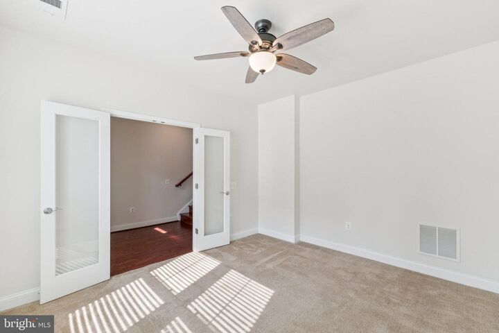 Property Photo: 17258 Herring Gull Lane VA 22026