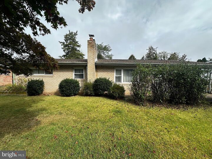 4810 Etta Road  Harrisburg PA 17111 photo