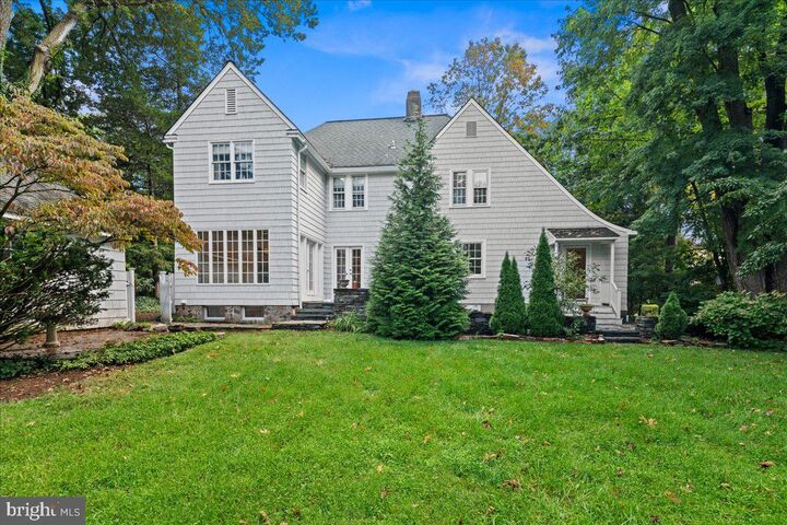 Property Photo:  160 Springdale Road  NJ 08540 