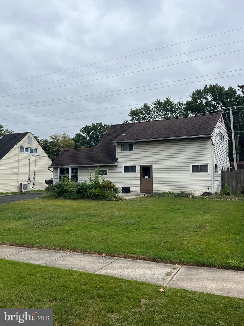 Property Photo:  64 Ruby Lane  PA 19055 
