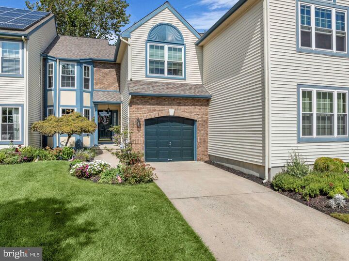 Property Photo:  30 Summerhill Lane  NJ 08055 