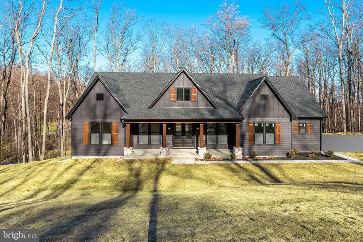 10 Mistletoe Lane  Shepherdstown WV 25443 photo