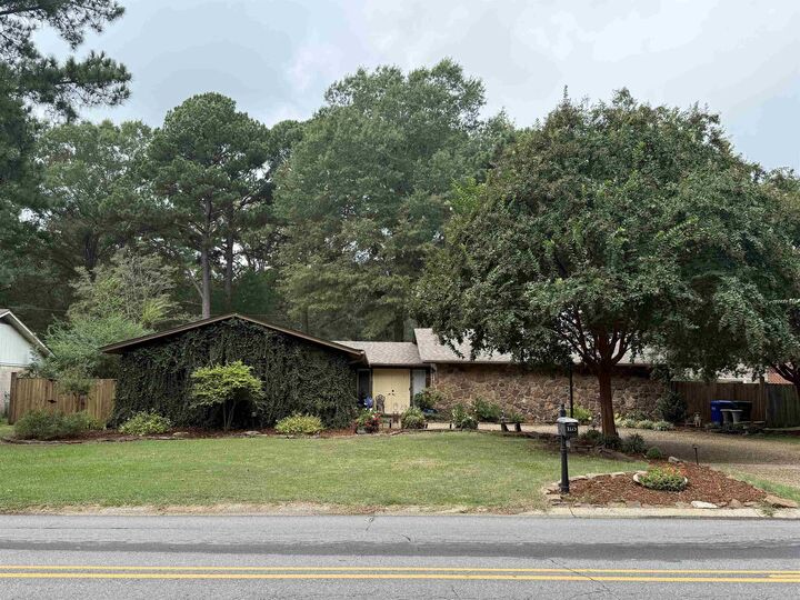 Property Photo:  1115 Salem Road  AR 72034 