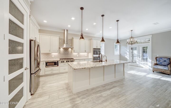 Property Photo:  3816 Mariner Drive  FL 32408 