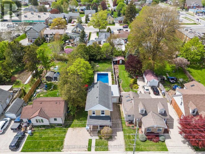 Property Photo:  169 Andrew Street  ON N0M 1S2 