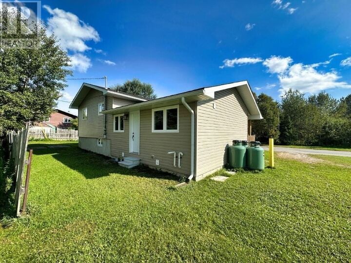 Photo de la propriété:  64 Parkway Place  ON P0T 2W0 