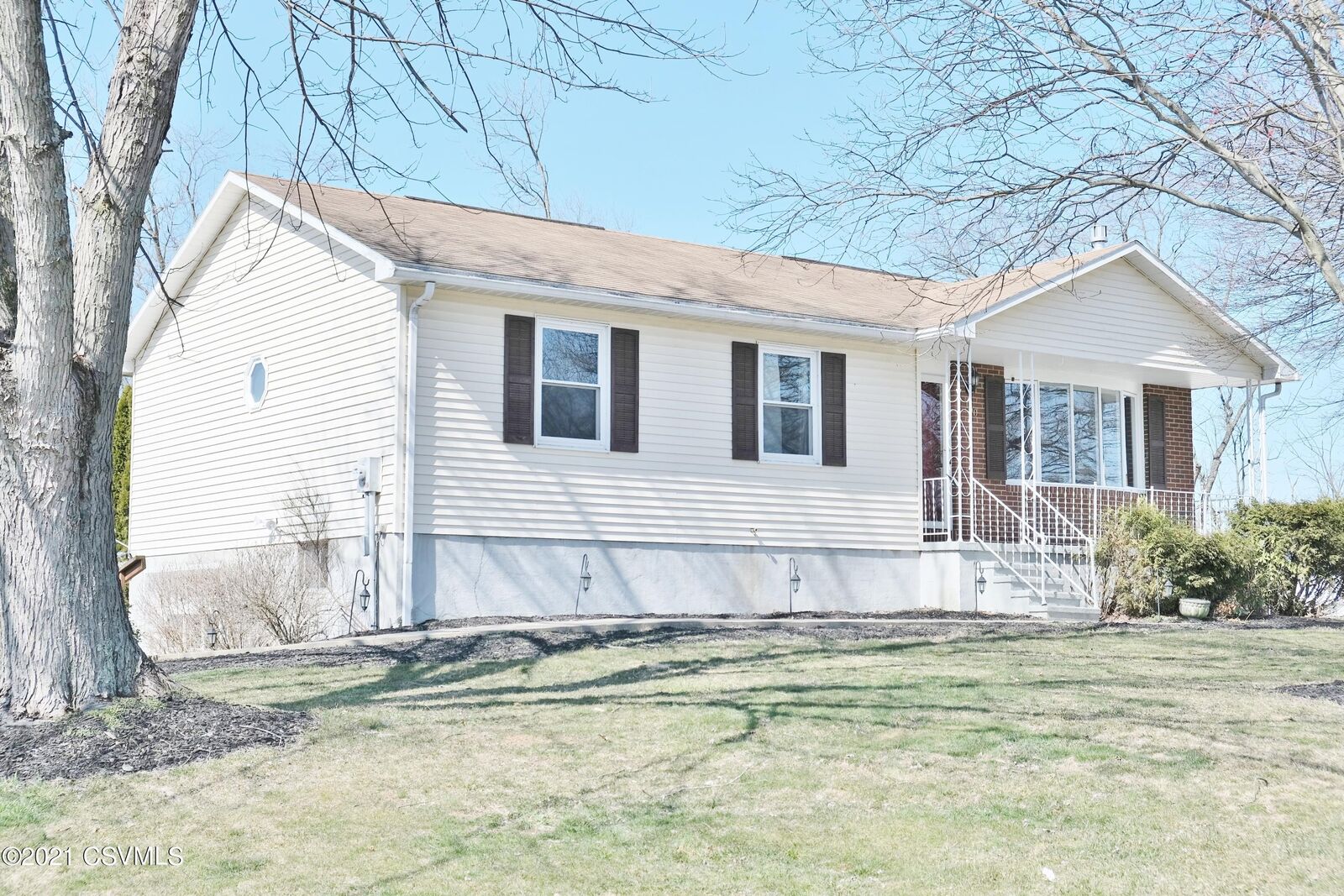 Property Photo: 160 Spring Lake Crest PA 17777