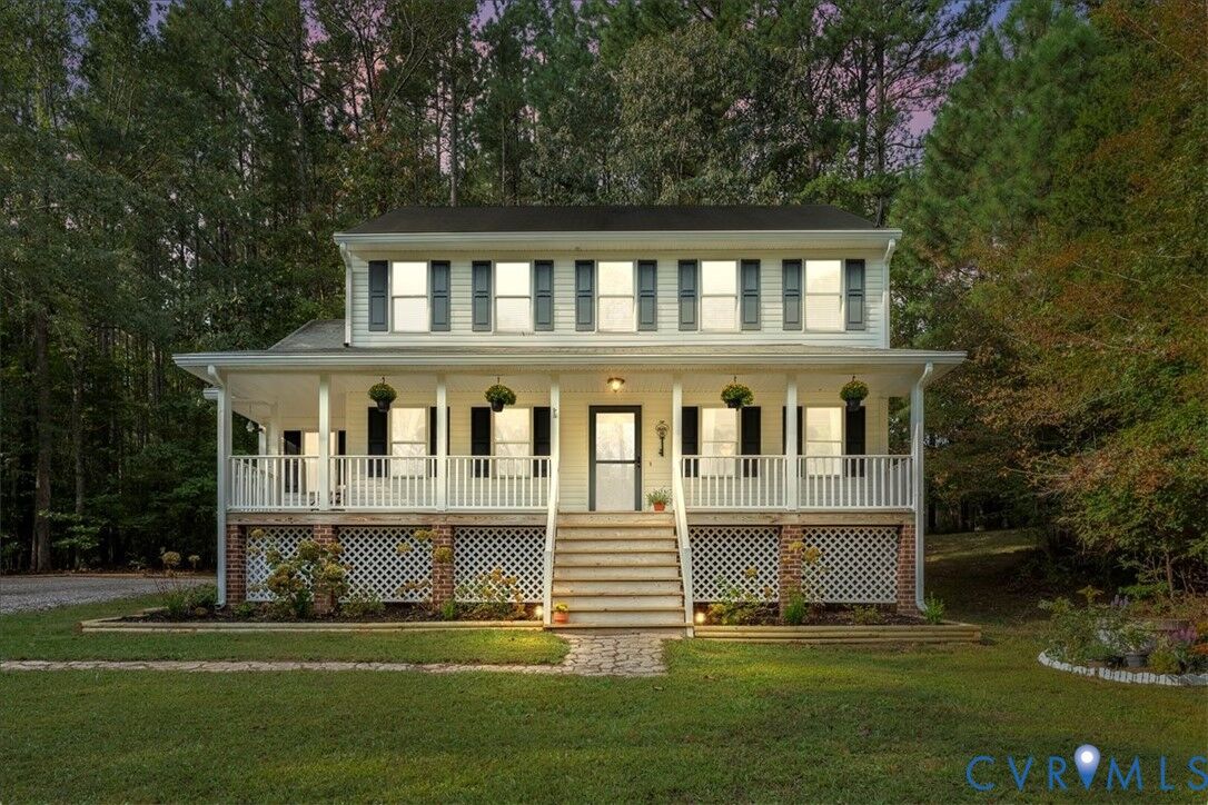 Property Photo:  1359 Pine Creek Ridge Drive  VA 23139 
