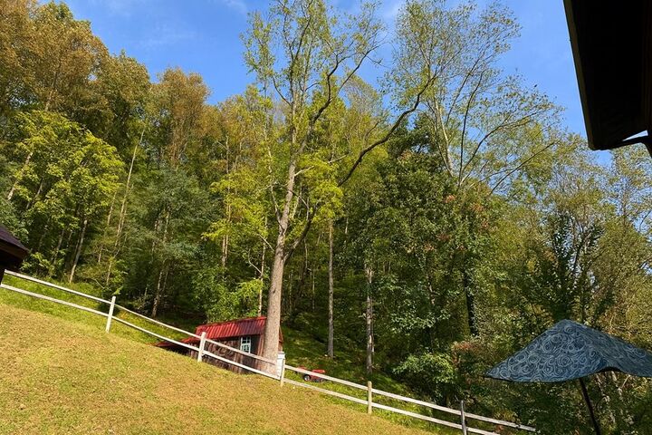 Property Photo: 569 Bentley Honaker Road KY 41501