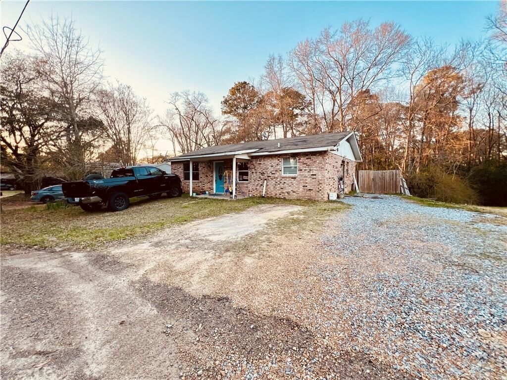 Property Photo:  1474 Jackson Street  LA 71342 