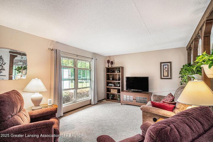 Property Photo:  13360 N Territorial Road  MI 48137 