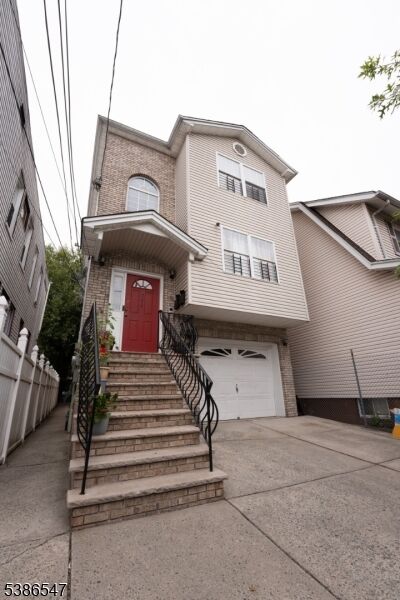 Property Photo:  362 N 6th St  NJ 07107 